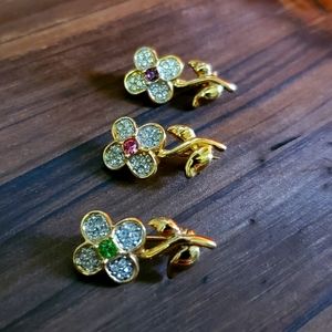 Adorable Joan Rivers small flower pins